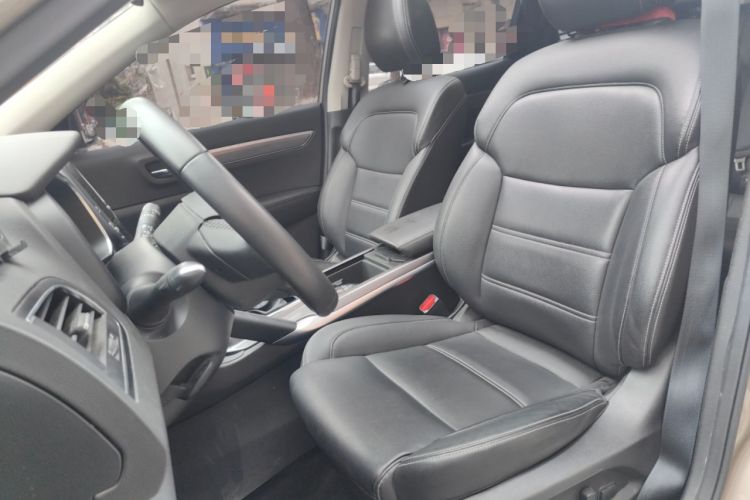 Used Renault Koleos 2018 2.0L Two-Wheel-Drive Luxury Edition Left Front Seat