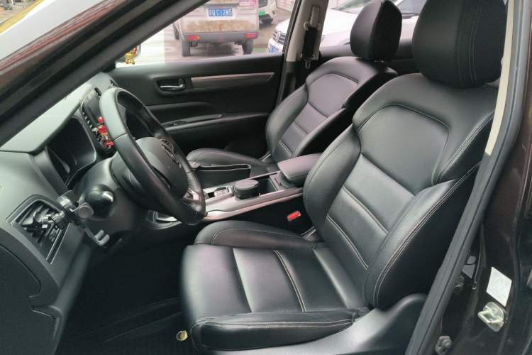 Used Renault Koleos 2018 2.5L Two-Wheel Drive Prestige Edition Left Front Seat