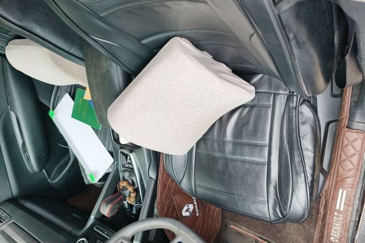 Used Renault Koleos 2018 2.0L Two-Wheel Drive Comfort Edition Left Front Seat