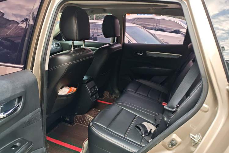 Used Renault Koleos 2018 2.0L Two-Wheel-Drive Luxury Edition Left Rear Seat