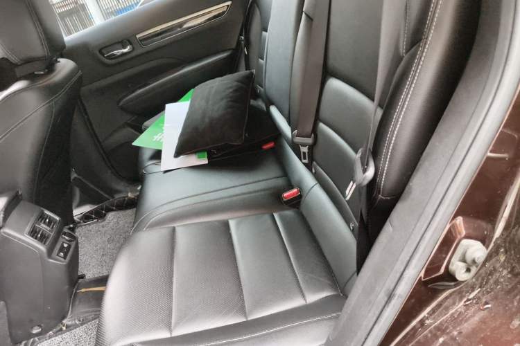 Used Renault Koleos 2018 2.5L Four-Wheel Drive Ultimate Edition Left Rear Seat