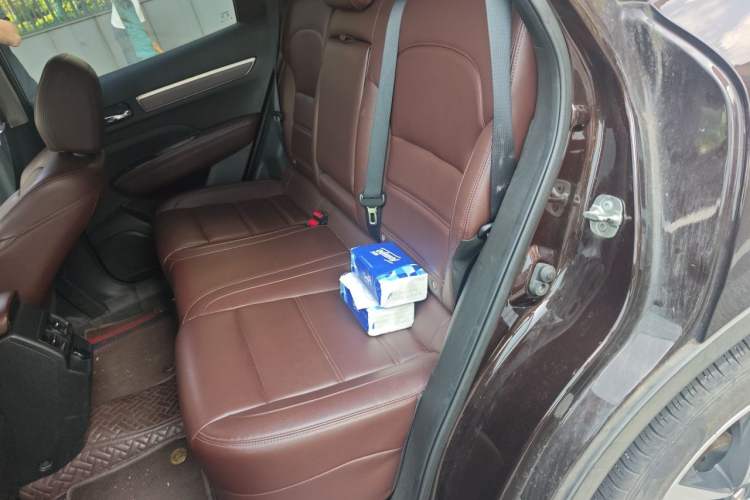 Used Renault Koleos 2018 2.0L Two-Wheel-Drive Luxury Edition Left Rear Seat