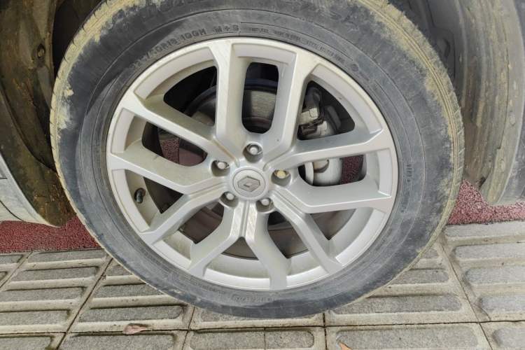 Used Renault Koleos 2018 2.5L Two-Wheel Drive Prestige Edition Right Front Wheel Hub