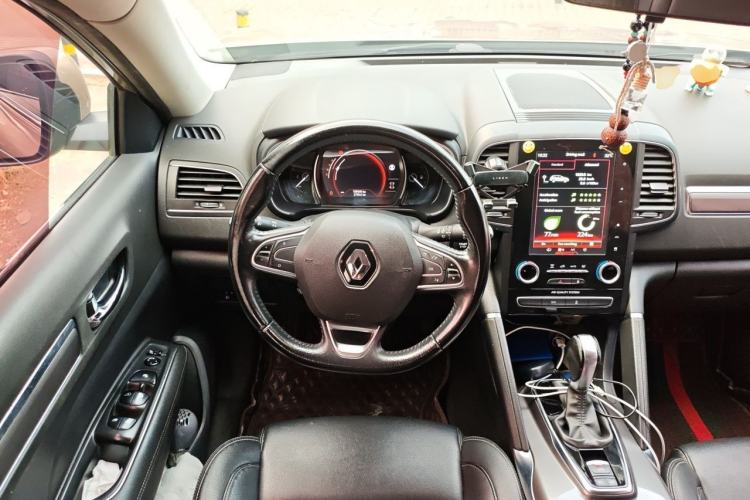 Used Renault Koleos 2018 2.0L Two-Wheel-Drive Luxury Edition Steering Wheel