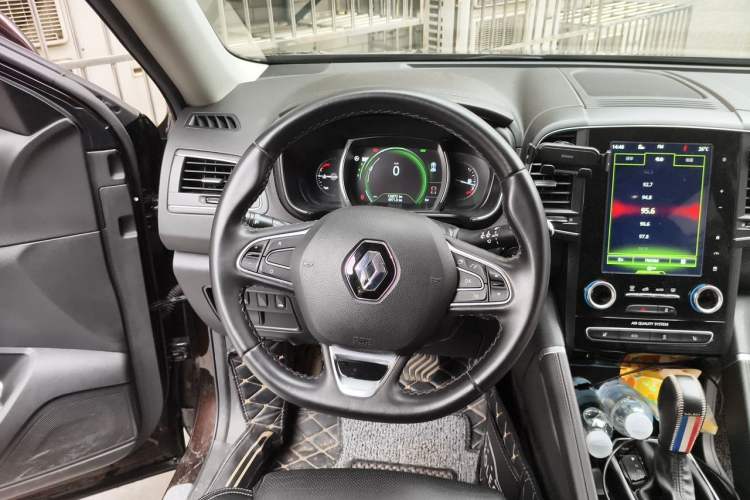 Used Renault Koleos 2018 2.5L Four-Wheel Drive Ultimate Edition Steering Wheel