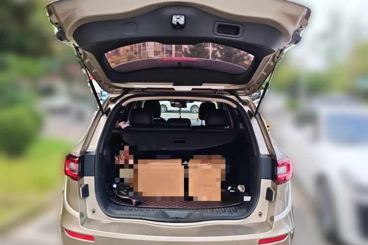 Used Renault Koleos 2018 2.0L Two-Wheel-Drive Luxury Edition Trunk