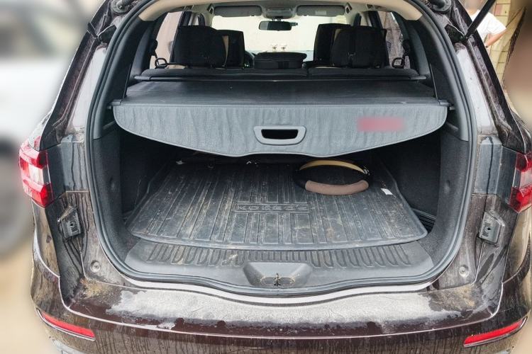 Used Renault Koleos 2018 2.0L Two-Wheel Drive Comfort Edition Trunk