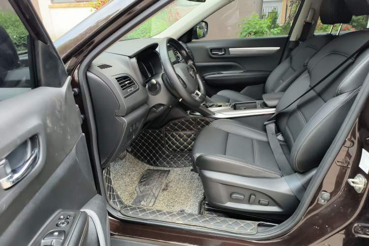 Used Renault Koleos 2018 2.5L Four-Wheel Drive Prestige Edition Driver Seat