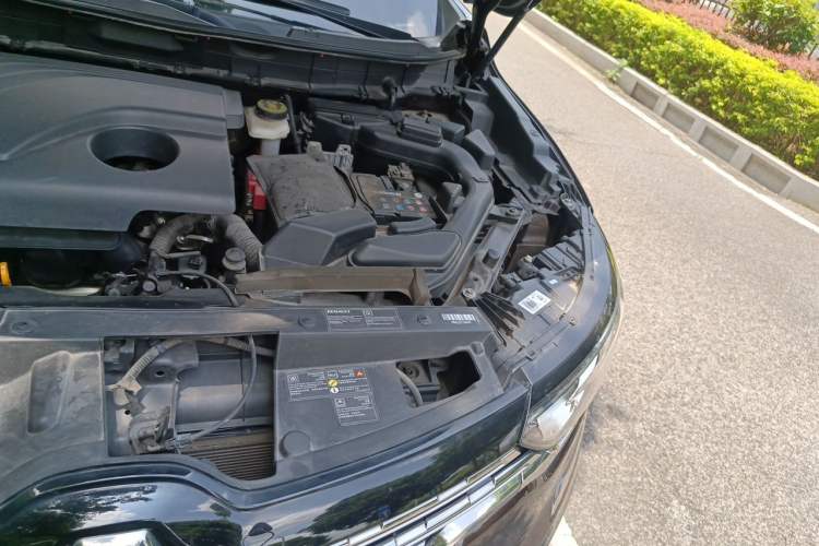 Used Renault Koleos 2018 2.0L Two-Wheel Drive 120th Anniversary Limited Edition Engine Bay Left