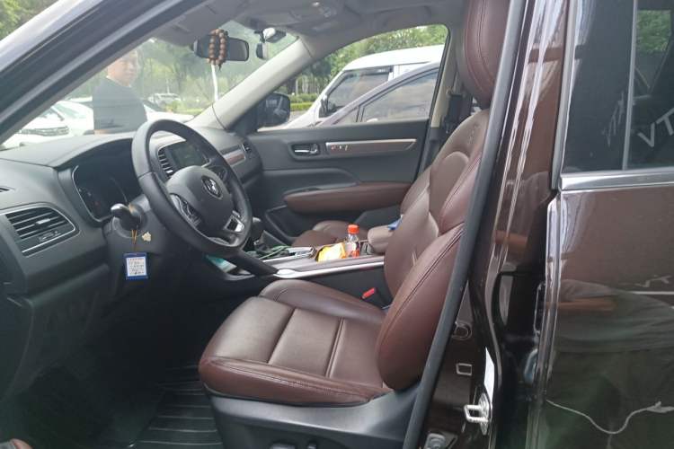 Used Renault Koleos 2018 2.0L Two-Wheel Drive 120th Anniversary Limited Edition Left Front Seat