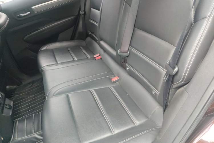 Used Renault Koleos 2018 2.5L Four-Wheel Drive Prestige Edition Left Rear Seat