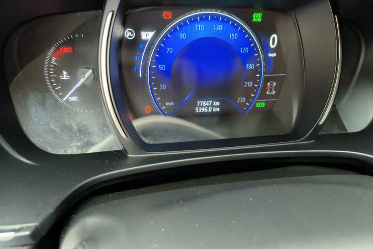 Used Renault Koleos 2018 2.5L Four-Wheel Drive Prestige Edition Odometer Close Up