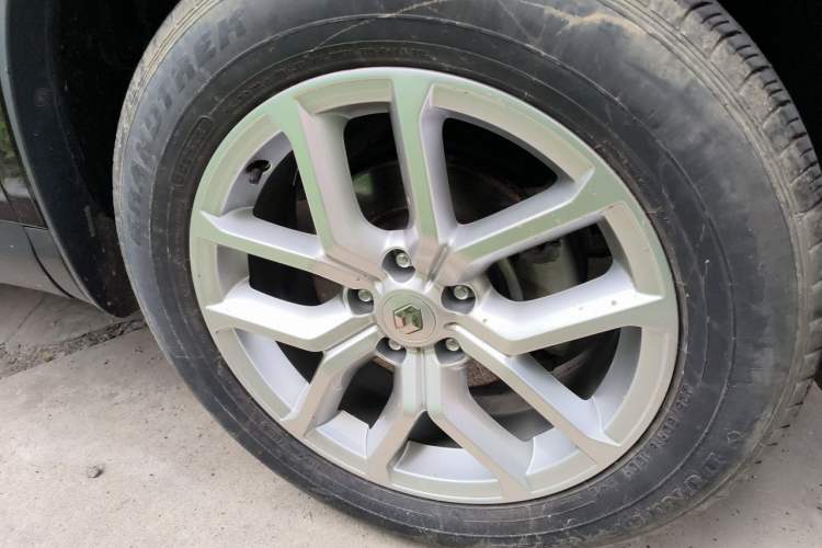 Used Renault Koleos 2018 2.5L Four-Wheel Drive Prestige Edition Right Front Wheel Hub