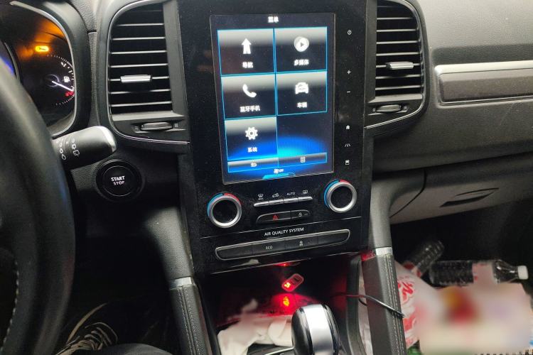 Used Renault Koleos 2018 2.5L Two-Wheel Drive Prestige Edition Audio And AC Panel