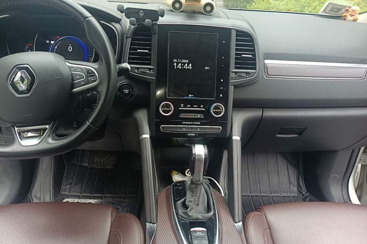 Used Renault Koleos 2018 2.0L Two-Wheel Drive 120th Anniversary Limited Edition Audio And AC Panel