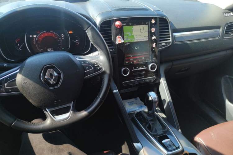 Used Renault Koleos 2018 2.0L Two-Wheel-Drive Luxury Edition Audio And AC Panel