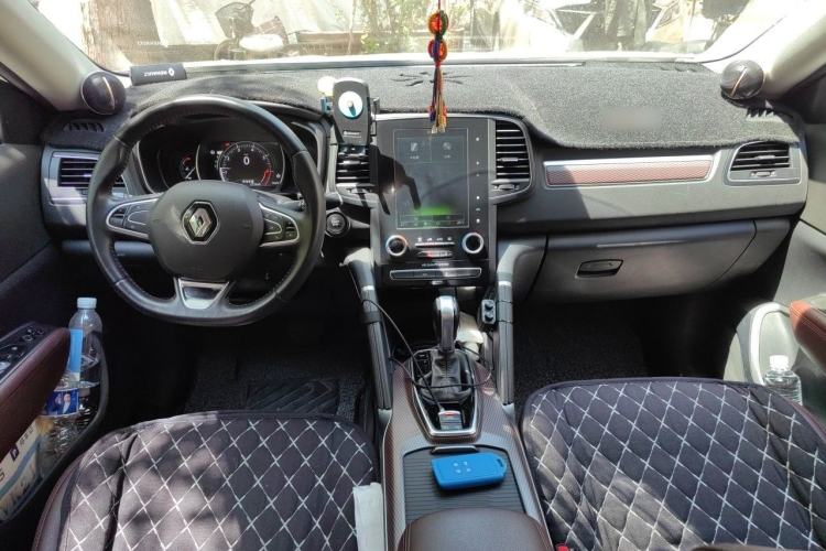 Used Renault Koleos 2018 2.0L Two-Wheel Drive 120th Anniversary Limited Edition Center Console