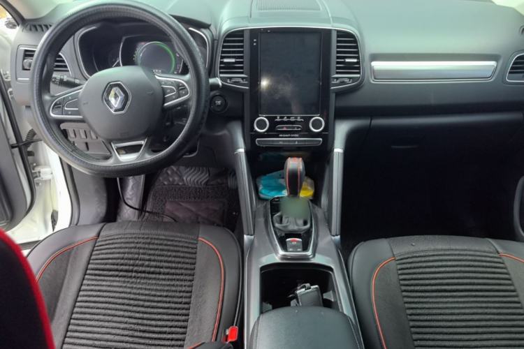 Used Renault Koleos 2018 2.0L Two-Wheel-Drive Luxury Edition Center Console
