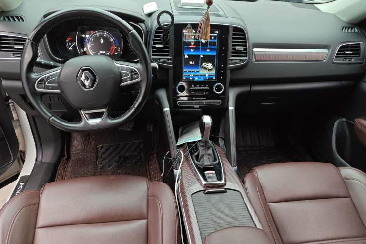 Used Renault Koleos 2018 2.0L Two-Wheel Drive 120th Anniversary Limited Edition Center Console