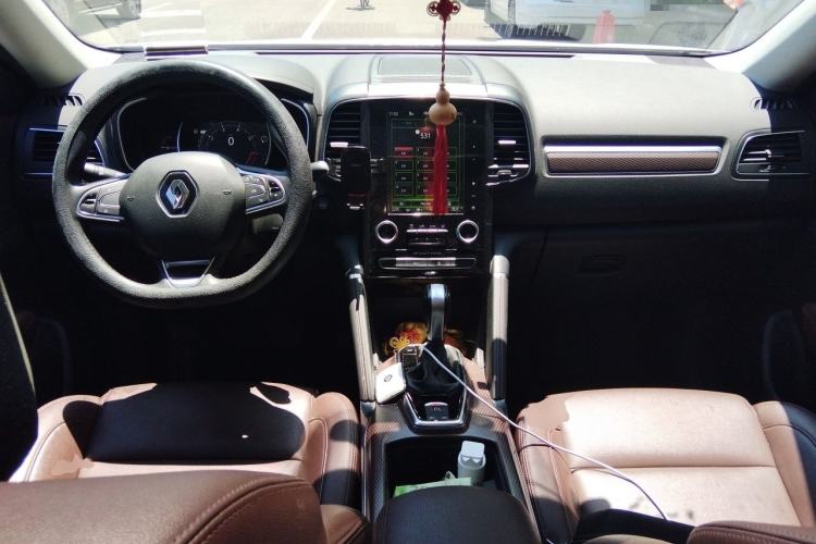 Used Renault Koleos 2018 2.0L Two-Wheel Drive 120th Anniversary Limited Edition Center Console