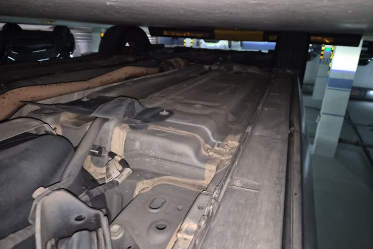 Used Renault Koleos 2018 2.5L Two-Wheel Drive 120th Anniversary Limited Edition Chassis Rear Left