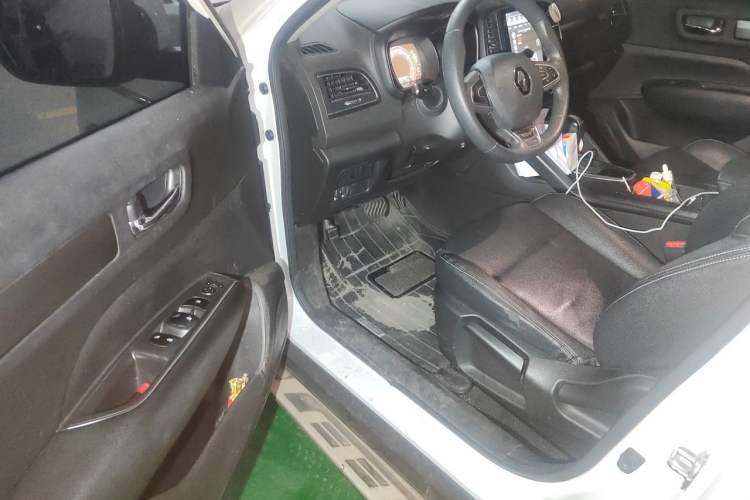 Used Renault Koleos 2018 2.0L Two-Wheel Drive Comfort Edition Driver Seat