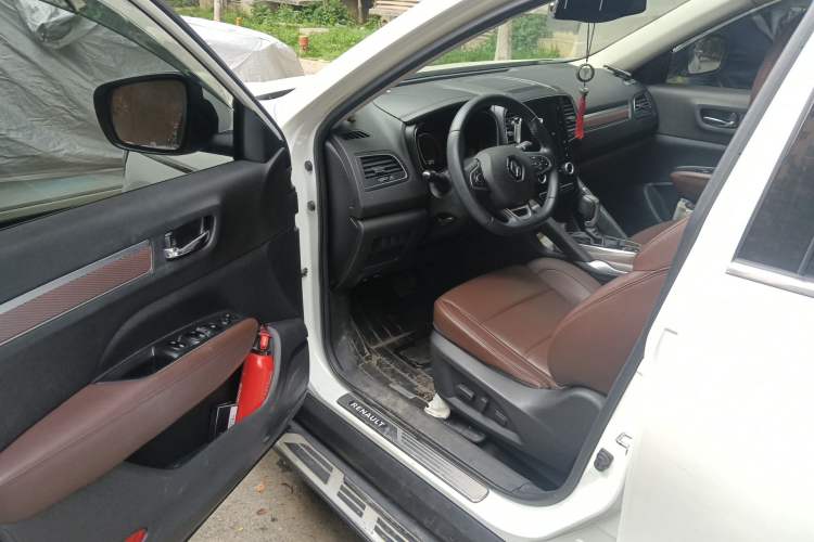 Used Renault Koleos 2018 2.0L Two-Wheel Drive 120th Anniversary Limited Edition Driver Seat