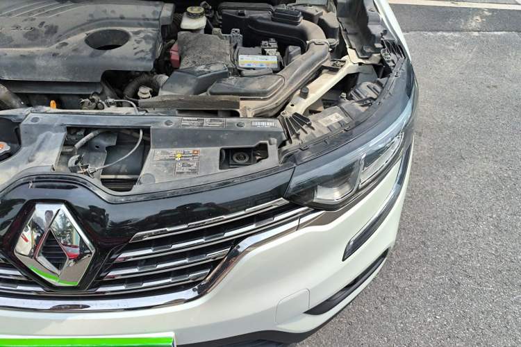 Used Renault Koleos 2018 2.0L Two-Wheel Drive Comfort Edition Engine Bay Left