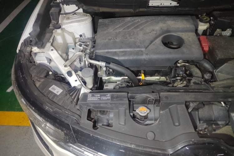 Used Renault Koleos 2018 2.0L Two-Wheel Drive Comfort Edition Engine Bay Right