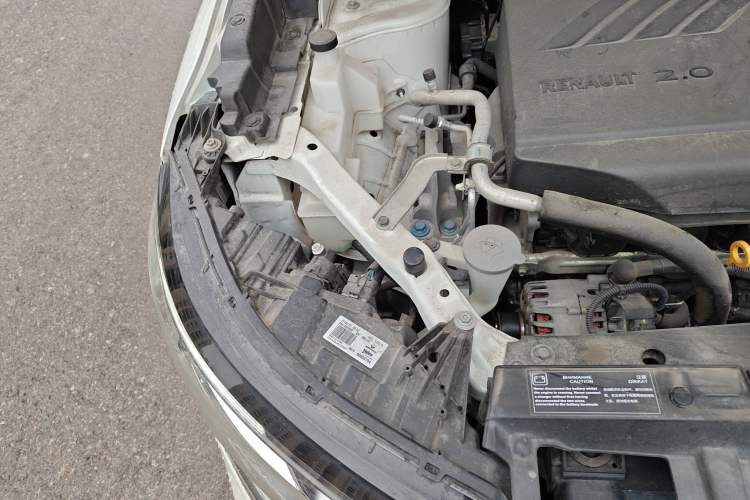 Used Renault Koleos 2018 2.0L Two-Wheel Drive 120th Anniversary Limited Edition Engine Bay Right