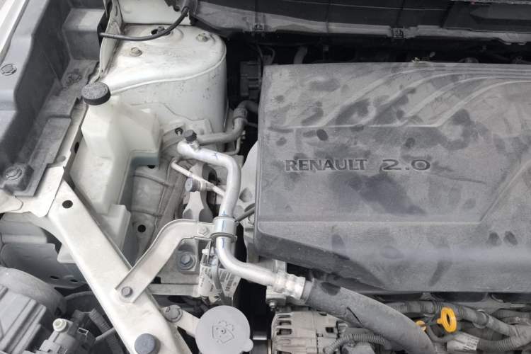 Used Renault Koleos 2018 2.0L Two-Wheel-Drive Luxury Edition Engine Bay Right