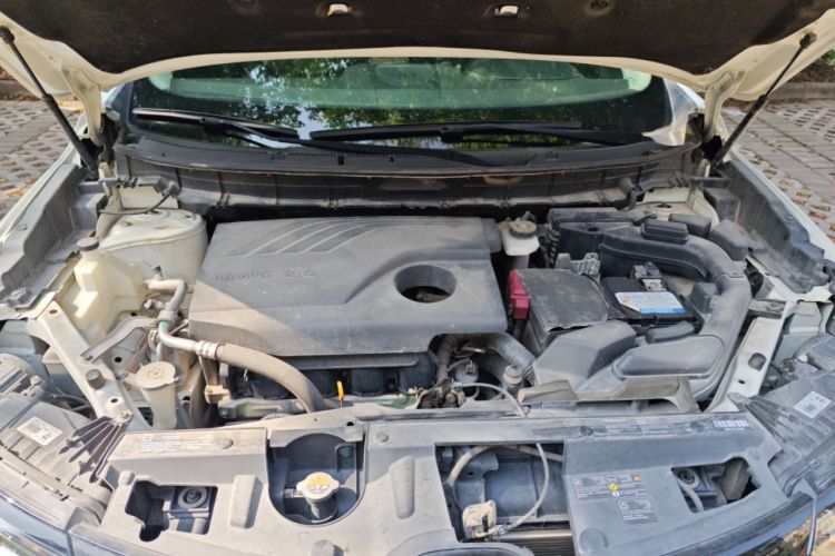 Used Renault Koleos 2018 2.0L Two-Wheel Drive Leading Edition Engine Bay