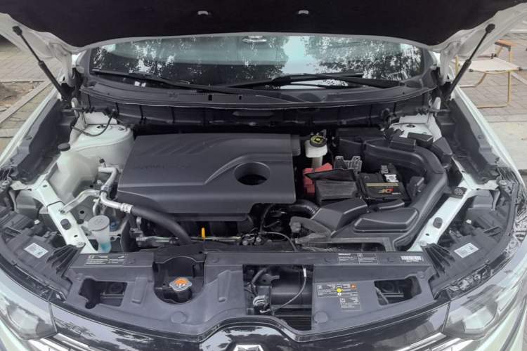 Used Renault Koleos 2018 2.0L Two-Wheel Drive 120th Anniversary Limited Edition Engine Bay
