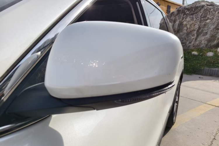 Used Renault Koleos 2018 2.5L Four-Wheel Drive Ultimate Edition Exterior 8