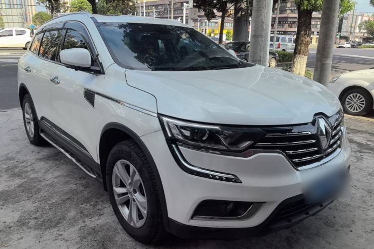 Used Renault Koleos 2018 2.0L Two-Wheel-Drive Luxury Edition Front Right 45 Deg
