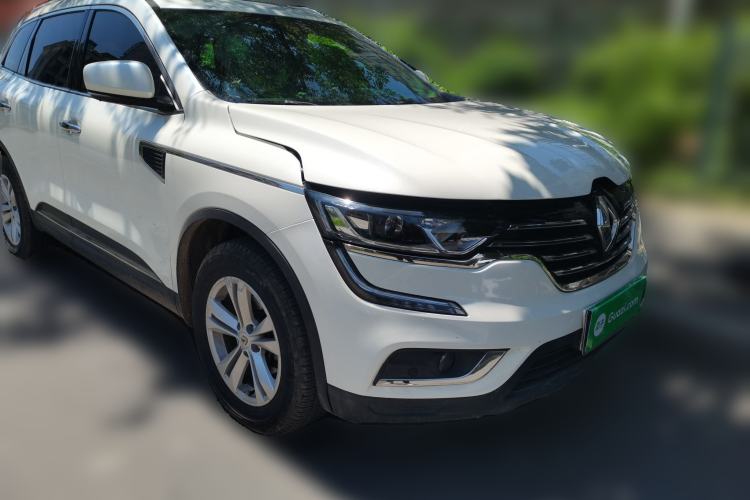 Used Renault Koleos 2018 2.0L Two-Wheel-Drive Luxury Edition Front Right 45 Deg