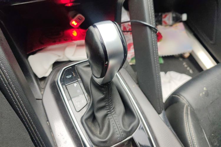 Used Renault Koleos 2018 2.5L Two-Wheel Drive Prestige Edition Gear Lever