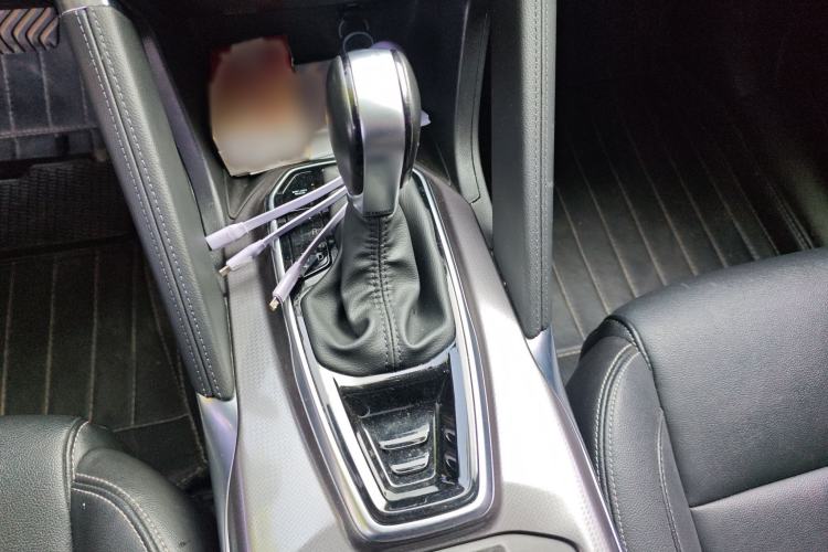 Used Renault Koleos 2018 2.0L Two-Wheel Drive Leading Edition Gear Lever