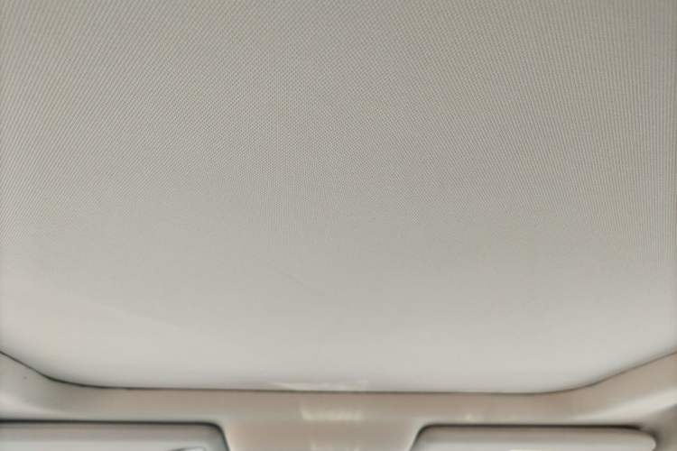 Used Renault Koleos 2018 2.5L Four-Wheel Drive Ultimate Edition Headliner