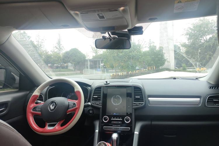 Used Renault Koleos 2018 2.0L Two-Wheel-Drive Luxury Edition Interior 1