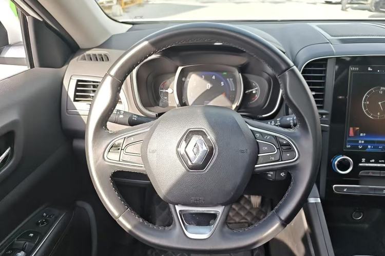 Used Renault Koleos 2018 2.5L Four-Wheel Drive Ultimate Edition Interior 2