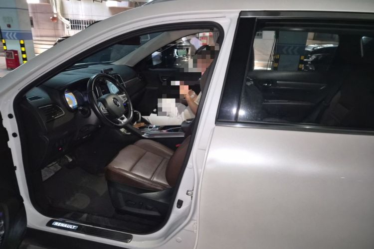 Used Renault Koleos 2018 2.5L Two-Wheel Drive 120th Anniversary Limited Edition Left Front Seat