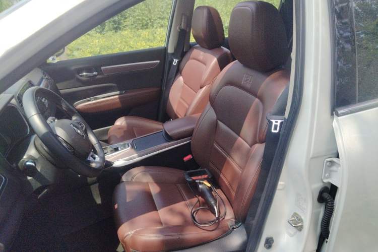 Used Renault Koleos 2018 2.0L Two-Wheel Drive 120th Anniversary Limited Edition Left Front Seat