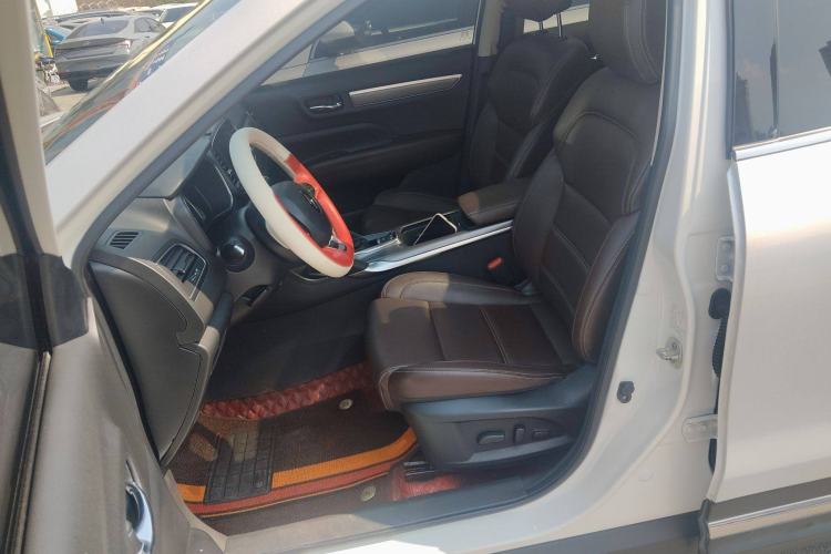 Used Renault Koleos 2018 2.0L Two-Wheel-Drive Luxury Edition Left Front Seat