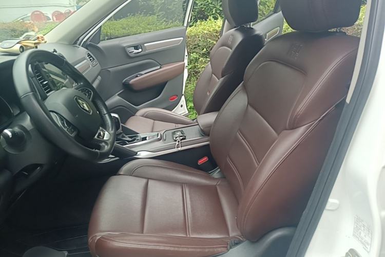Used Renault Koleos 2018 2.0L Two-Wheel Drive 120th Anniversary Limited Edition Left Front Seat