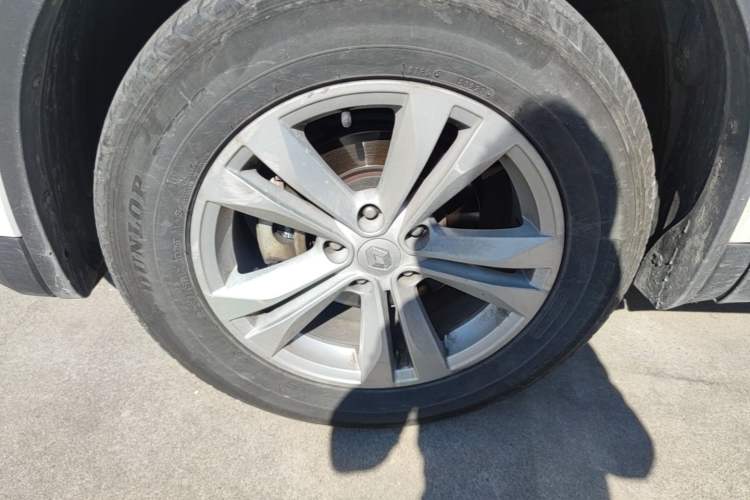 Used Renault Koleos 2018 2.0L Two-Wheel-Drive Luxury Edition Left Front Wheel Hub