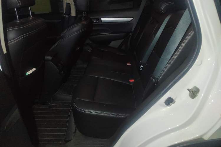 Used Renault Koleos 2018 2.0L Two-Wheel Drive Comfort Edition Left Rear Seat