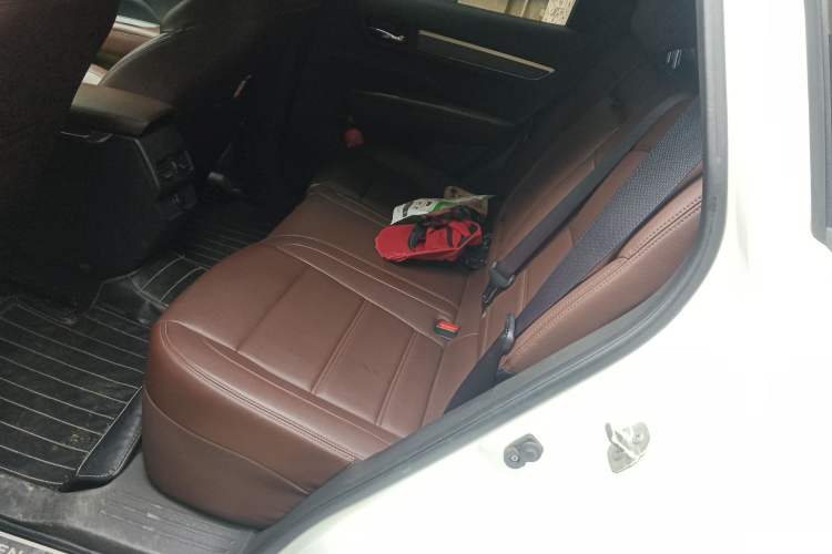 Used Renault Koleos 2018 2.0L Two-Wheel Drive 120th Anniversary Limited Edition Left Rear Seat