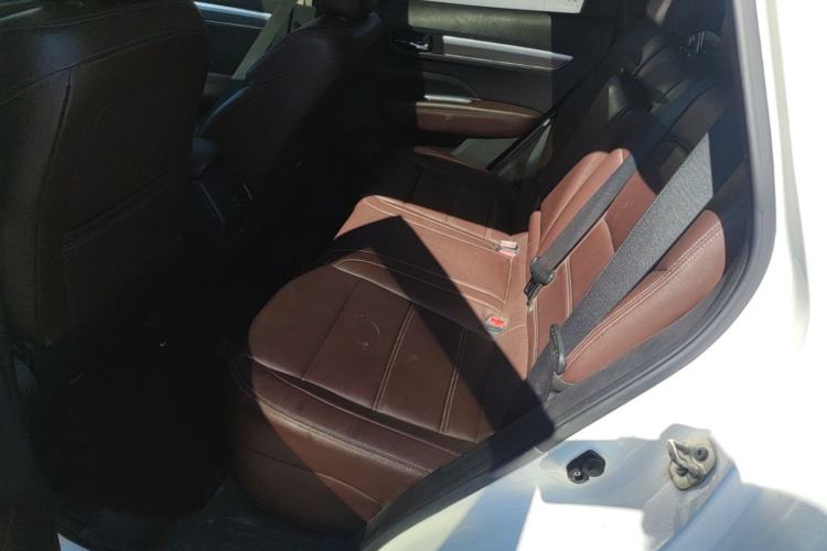 Used Renault Koleos 2018 2.0L Two-Wheel-Drive Luxury Edition Left Rear Seat