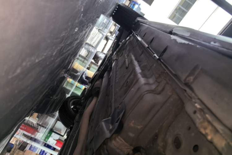 Used Renault Koleos 2018 2.0L Two-Wheel Drive 120th Anniversary Limited Edition Left Side Sill